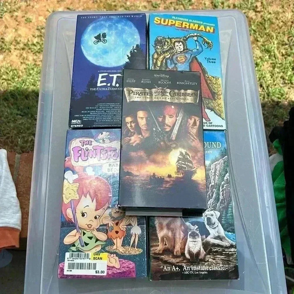 VHS Bundle - Picture 1 of 2